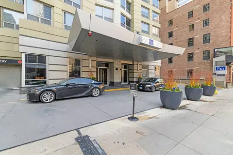 440 N Wabash Ave #4603, Chicago, IL 60611