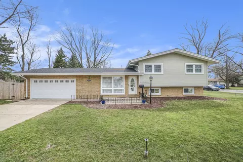 3153 189th St, Lansing, IL 60438