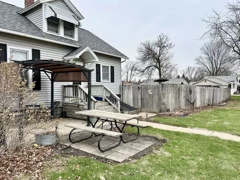 Exterior - 1903 11th St, Peru, IL 61354 photo 5 of 5