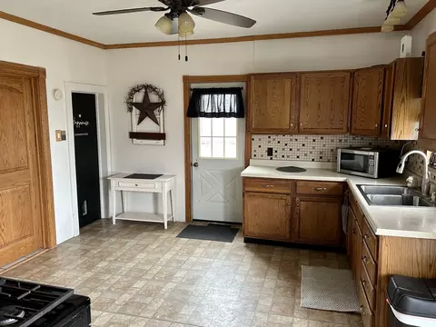 Kitchen - 1903 11th St, Peru, IL 61354 photo 1 of 2