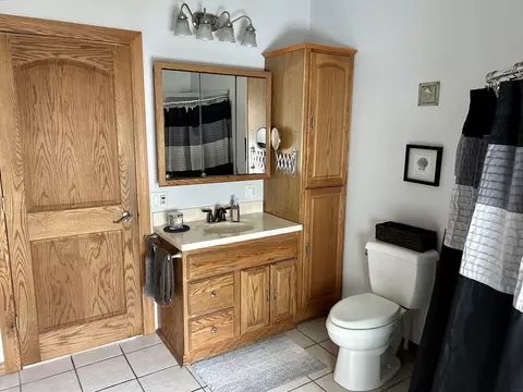 Bath - 1903 11th St, Peru, IL 61354 photo 1 of 1