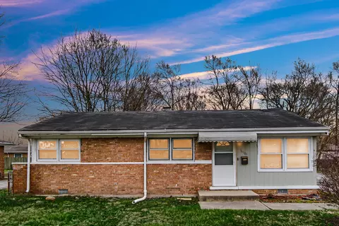 Exterior - 16101 Richmond Ave, Markham, IL 60428 photo 6 of 6