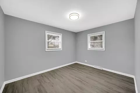 Bedroom - 16101 Richmond Ave, Markham, IL 60428 photo 3 of 3