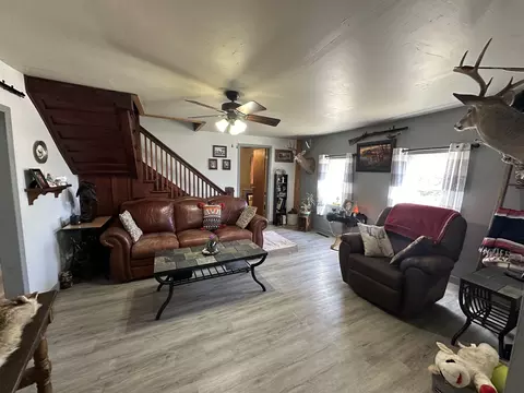 Living - 11350 Lincoln Rd, Morrison, IL 61270 photo 1 of 2
