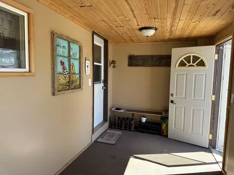 Exterior - 11350 Lincoln Rd, Morrison, IL 61270 photo 14 of 17
