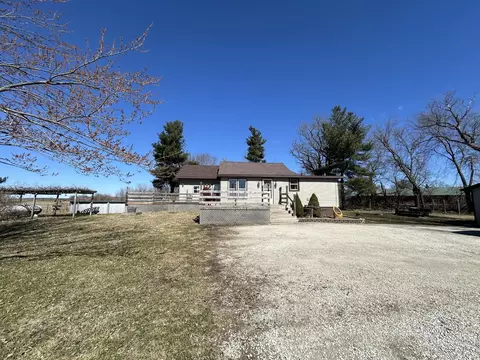 11350 Lincoln Rd, Morrison, IL 61270
