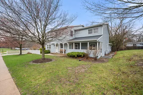 331333 W Alden Pl, Dekalb, IL 60115