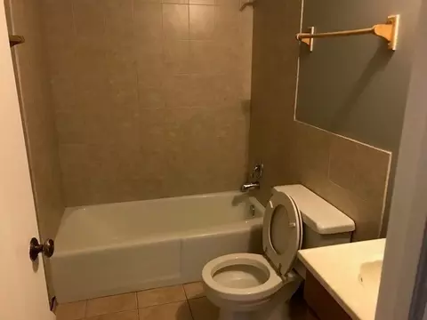 248 E Bailey Rd E #J, Naperville, IL 60565 photo 6