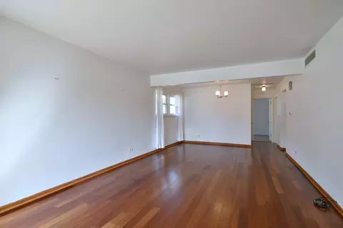 Living - 1330 E Washington St, Des Plaines, IL 60016 photo 1 of 3