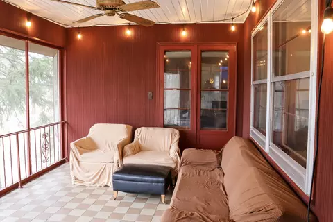 Exterior - 306 Prospect St, Morrison, IL 61270 photo 2 of 3