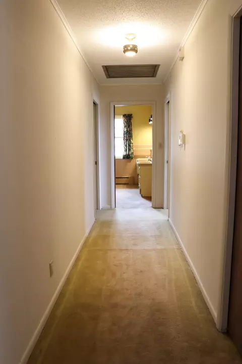 Entry Way - 306 Prospect St, Morrison, IL 61270 photo 2 of 3