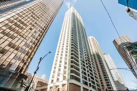 400 E Ohio St #502, Chicago, IL 60611