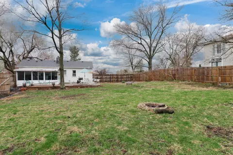 Exterior - 505 Fairview St, Normal, IL 61761 photo 9 of 10