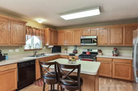 Kitchen - 2406 White Ash Ct, Plainfield, IL 60586 photo 1 of 3