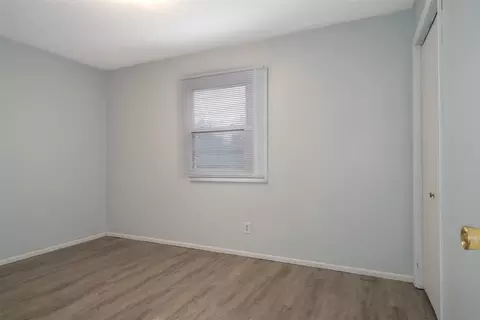 Bedroom - 1305 Kim Dr, Bloomington, IL 61704 photo 2 of 9