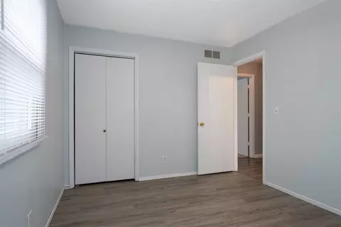 Bedroom - 1305 Kim Dr, Bloomington, IL 61704 photo 1 of 9