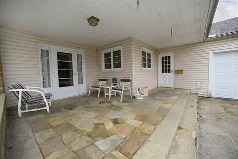409 3rd Ave, Ottawa, IL 61350 photo 4