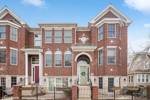 1141 Gilbert Ave, Downers Grove, IL 60515