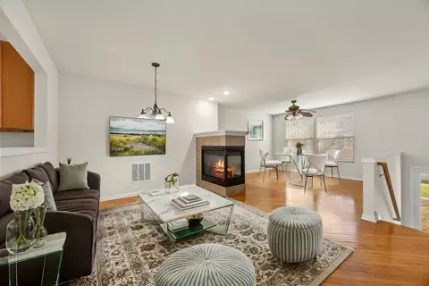 Other - 1045 Crane Pt, Elgin, IL 60124 photo 3 of 5