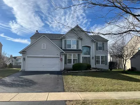 347 Clubhouse St, Bolingbrook, IL 60490