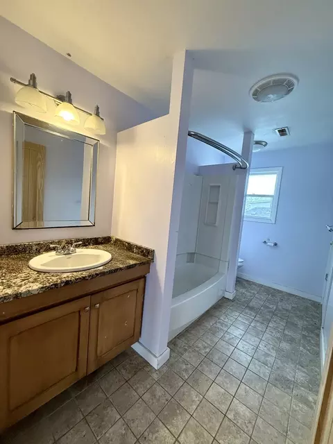 Bath - 723 E Sangamon Ave, Rantoul, IL 61866 photo 1 of 2