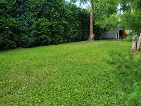 Exterior - 12 N030 Hilltop Rd, Elgin, IL 60124 photo 5 of 7