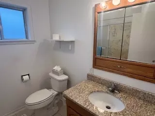 Bath - 12 N030 Hilltop Rd, Elgin, IL 60124 photo 1 of 2