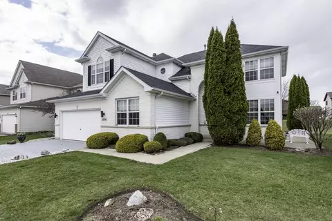 3174 N Magnolia Ln, Wadsworth, IL 60083