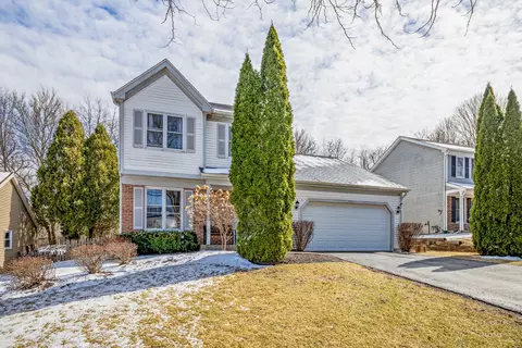 257 Yorkshire Dr, Fox River Grove, IL 60021