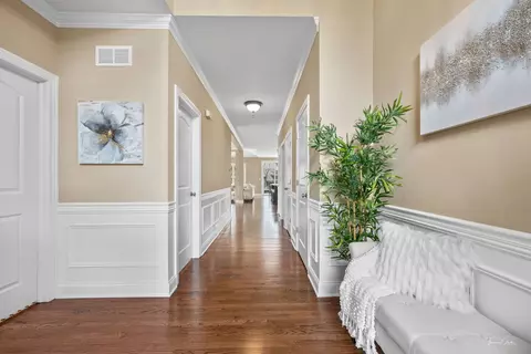 Entry Way - 2018 Stoddard Ave, Wheaton, IL 60187 photo 2 of 3