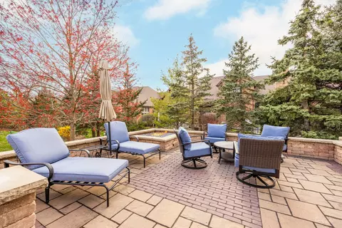 Exterior - 2018 Stoddard Ave, Wheaton, IL 60187 photo 3 of 4