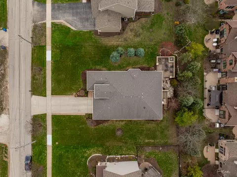 View/Area - 2018 Stoddard Ave, Wheaton, IL 60187 photo 2 of 4
