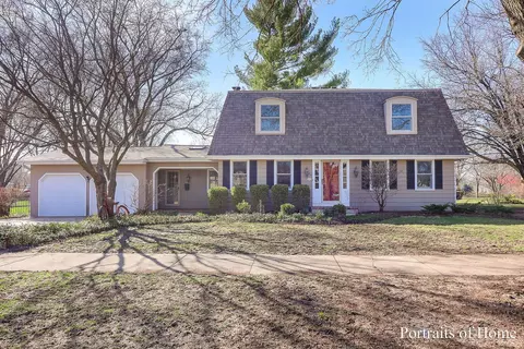 804 Burning Tree Ln, Naperville, IL 60563