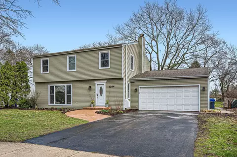 1284 Casa Solana Dr, Wheaton, IL 60189