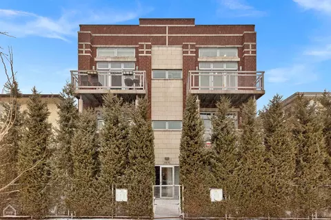 7238 W Belmont Ave #3E, Chicago, IL 60634