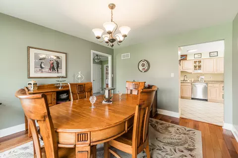 215 Brookside Dr, Elgin, IL 60123 photo 7