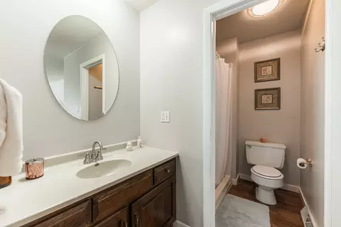215 Brookside Dr, Elgin, IL 60123 photo 23