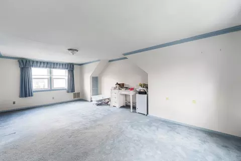 Bedroom - 26 W055 Armbrust Ave, Wheaton, IL 60187 photo 2 of 4