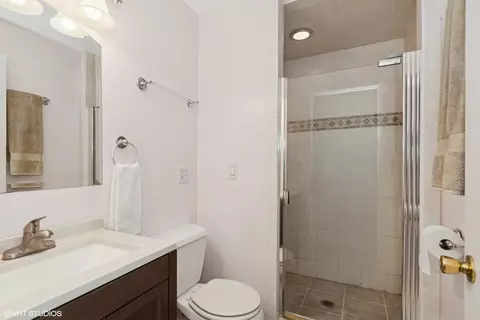 506 Castle Rd, Mchenry, IL 60050 photo 14