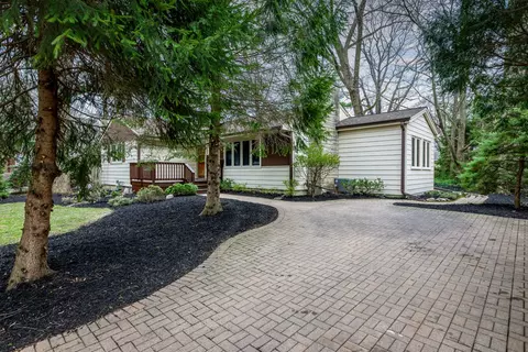Exterior - 307 E Blodgett Ave, Lake Bluff, IL 60044 photo 5 of 9