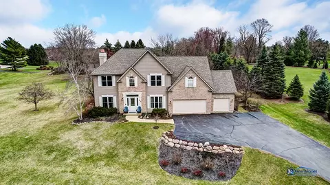 View/Area - 916 Silver Glen Rd, Mchenry, IL 60050 photo 3 of 10