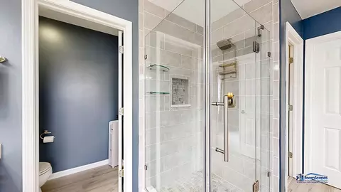 Bath - 916 Silver Glen Rd, Mchenry, IL 60050 photo 3 of 7