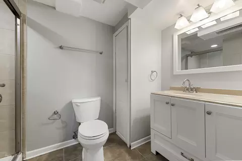 Bath - 14905 Springfield Ave, Midlothian, IL 60445 photo 1 of 2