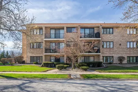7345 Tiffany Dr #1E, Orland Park, IL 60462