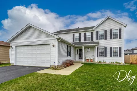 694 Chippewa Cir, Round Lake Heights, IL 60073