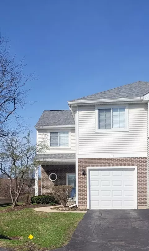 1115 E Cambria Ln, Lombard, IL 60148