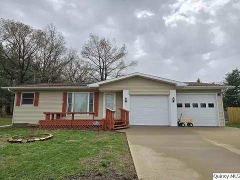 6 Westview Dr, Hamilton, IL 62341 photo 1