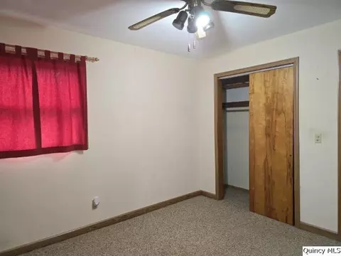 6 Westview Dr, Hamilton, IL 62341 photo 9