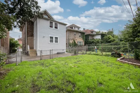 Exterior - 2610 E 74th Pl, Chicago, IL 60649 photo 5 of 6