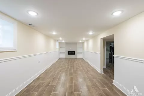 Living - 2610 E 74th Pl, Chicago, IL 60649 photo 1 of 3